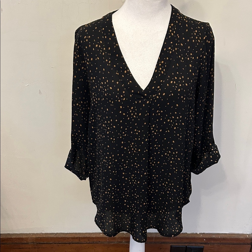 Lush Black and Gold Women's rollable sleeve blouse Size S EUC